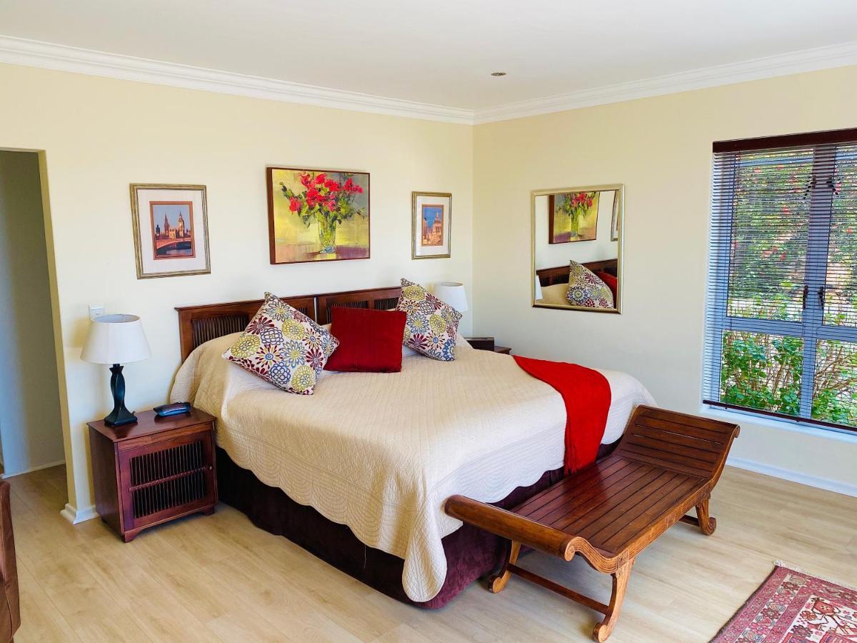 Entabeni Guest House เคปทาวน์ ภายนอก รูปภาพ